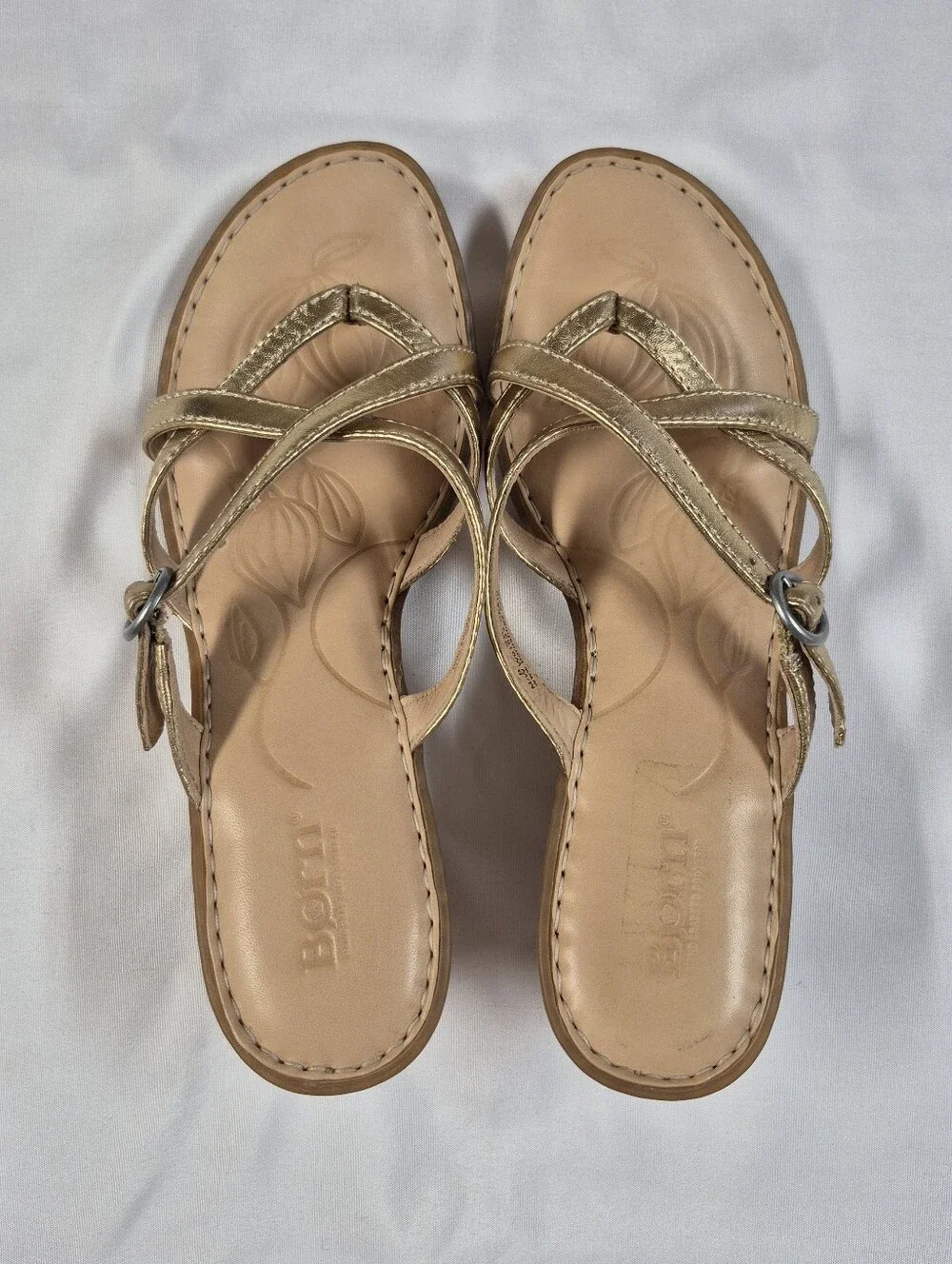 Born Women Gold Leather Strappy Crisscross Wedge Sandals Metallic Heel Sz 8